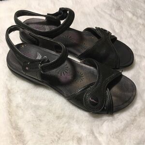 Dansko Shoes Size 37